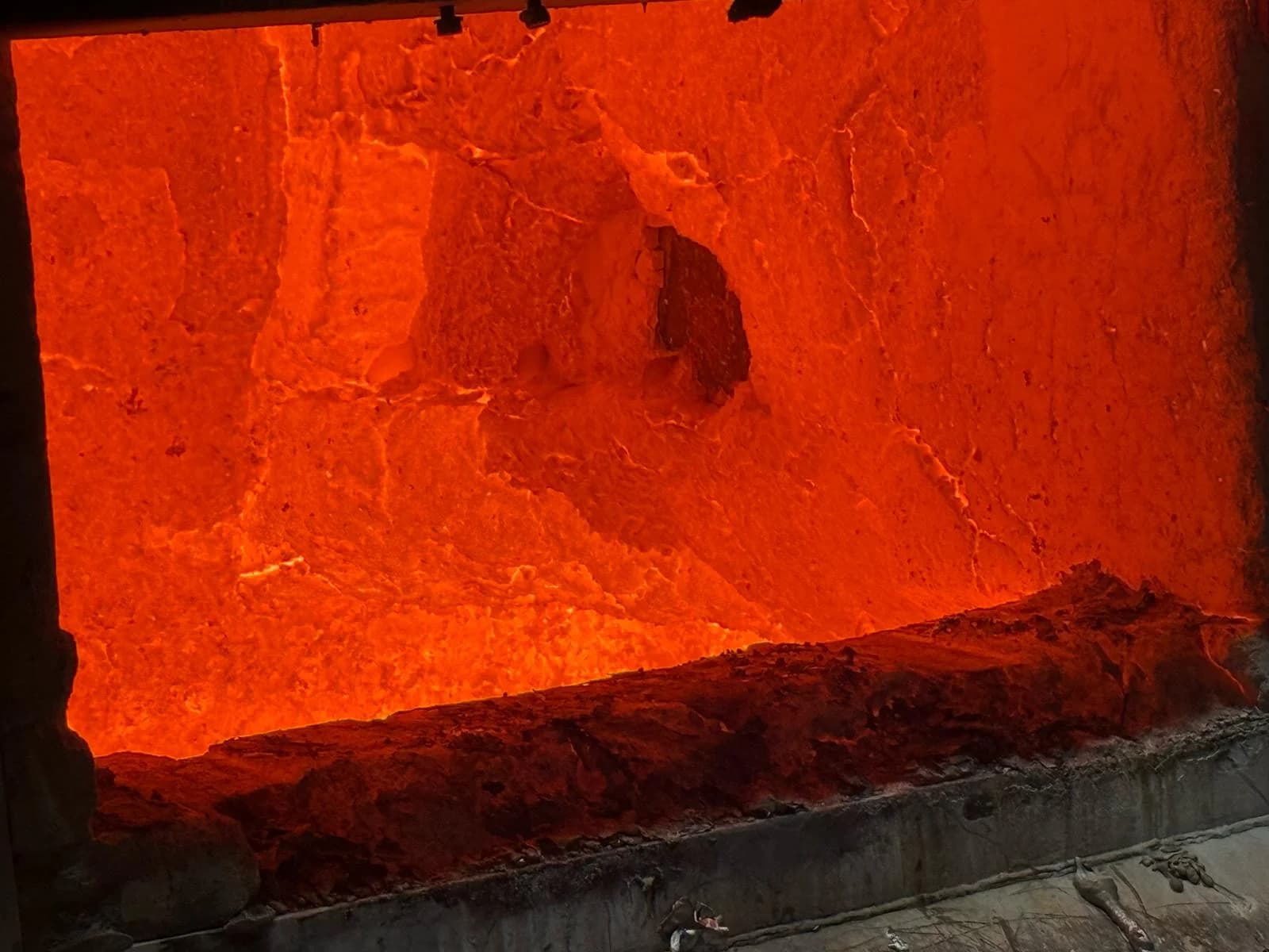 Damaged furnace wall during an emergency repair